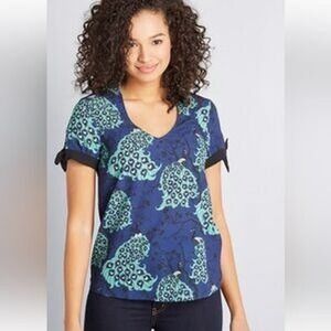 ModCloth Dupenny‎ Top XXS Peacock Print Blue Green Short Sleeve Bow NWT